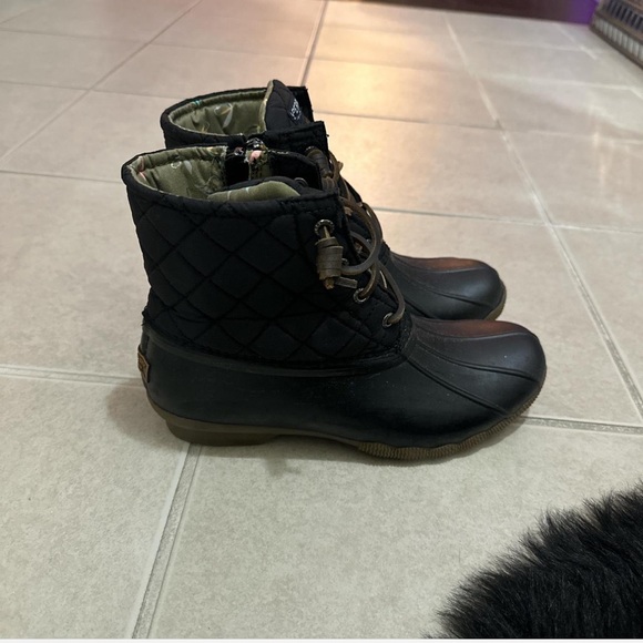 Sperry boots - Picture 2 of 3